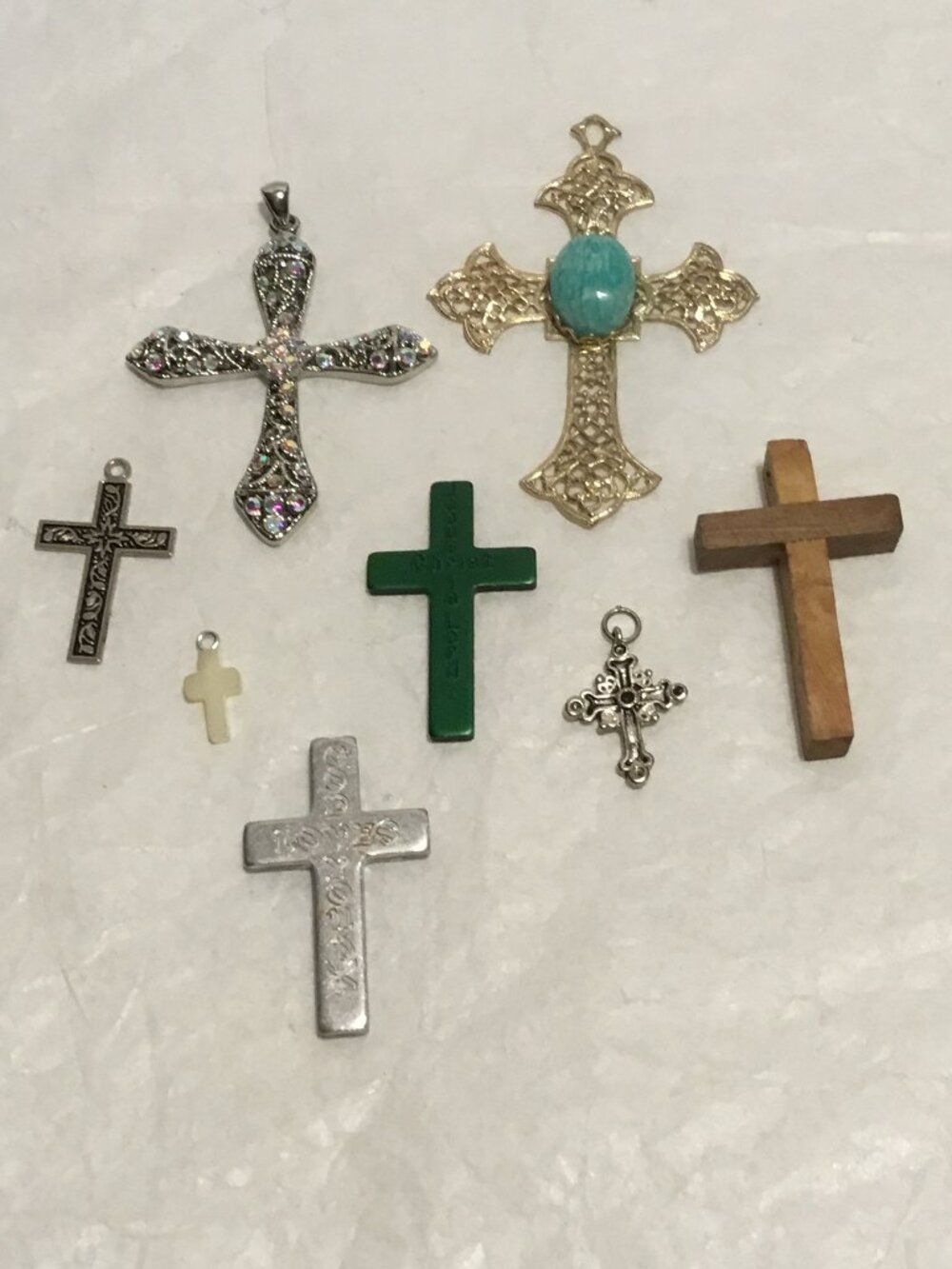 Very nice lot of vintage religious cross pendants